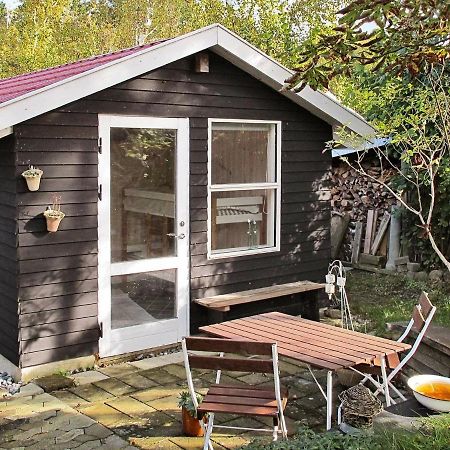 5 Person Holiday Home In Stege Εξωτερικό φωτογραφία