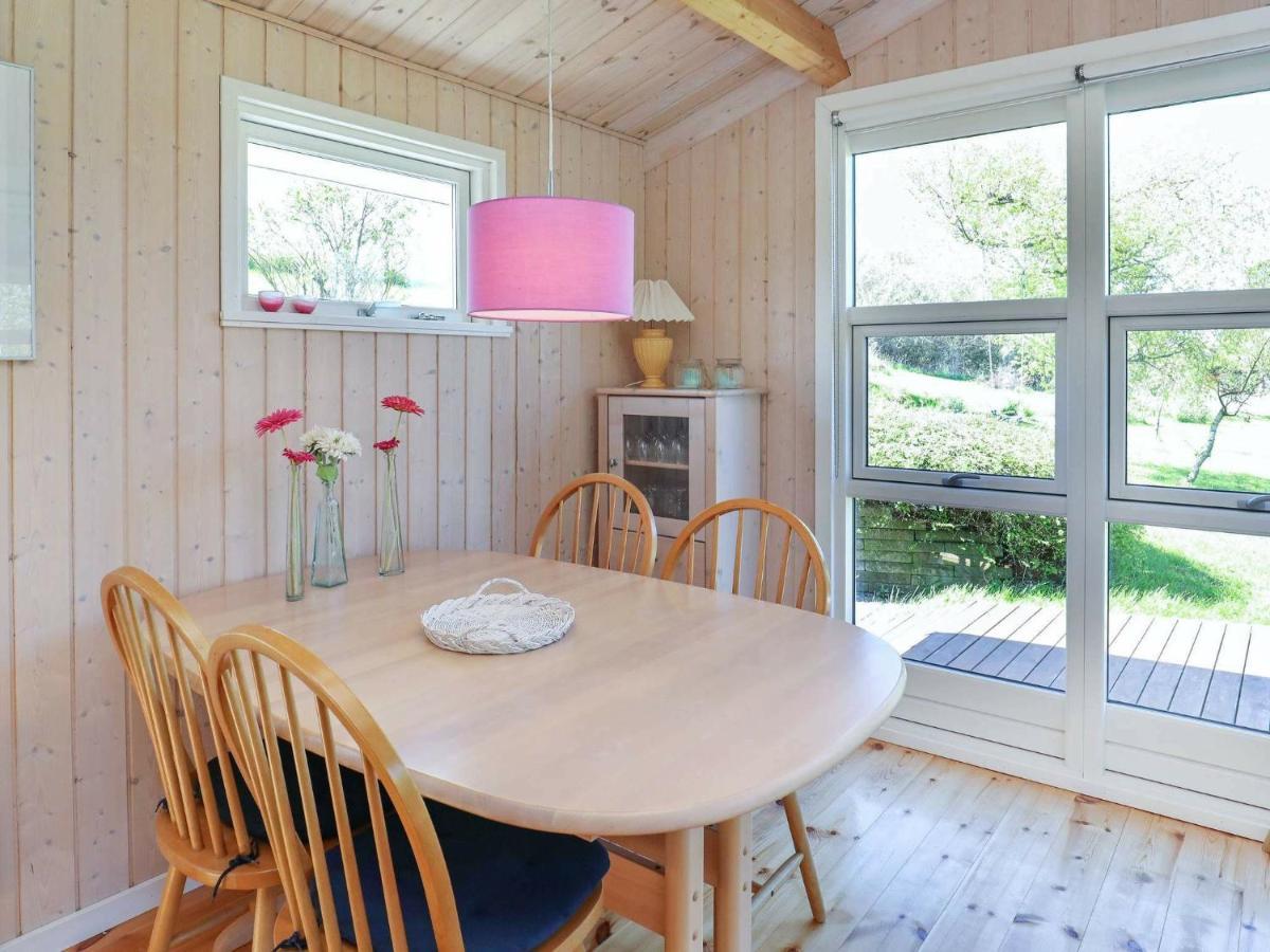 5 Person Holiday Home In Stege Εξωτερικό φωτογραφία
