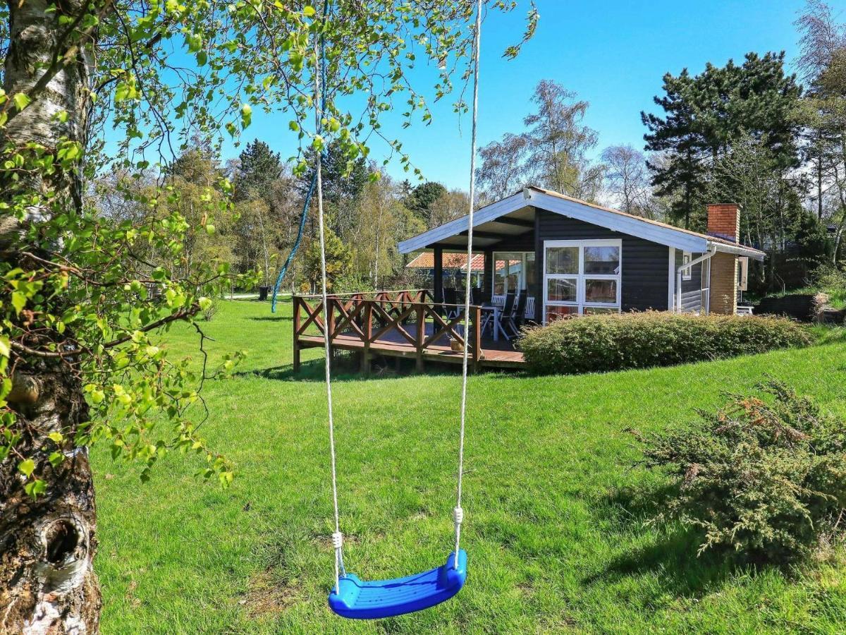 5 Person Holiday Home In Stege Εξωτερικό φωτογραφία